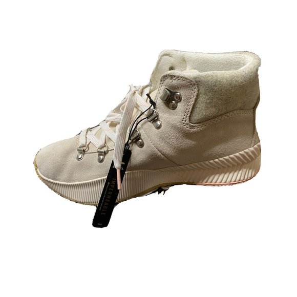 NIB Sorel Out N About III Conquest Waterproof boot Chalk Sea Salt Womens 9.5 - Picture 3 of 7